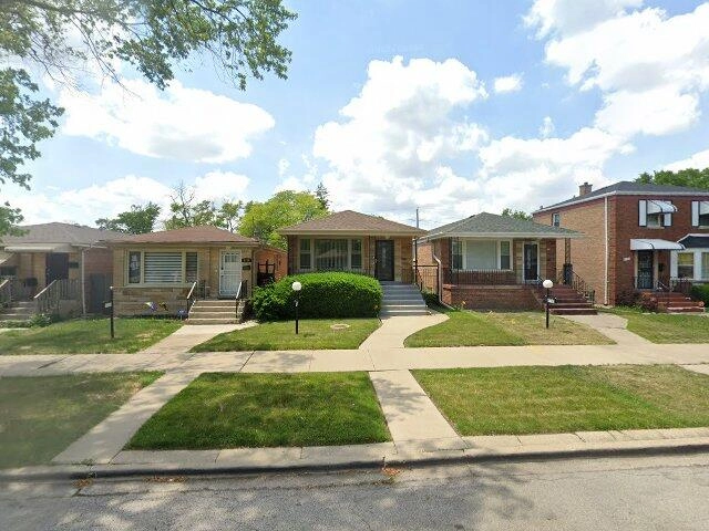 House image located at Chicago, IL 60628