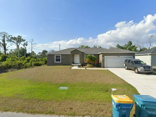 House image located at Englewood, FL 34224