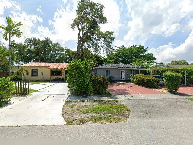 House image located at Miami, FL 33126