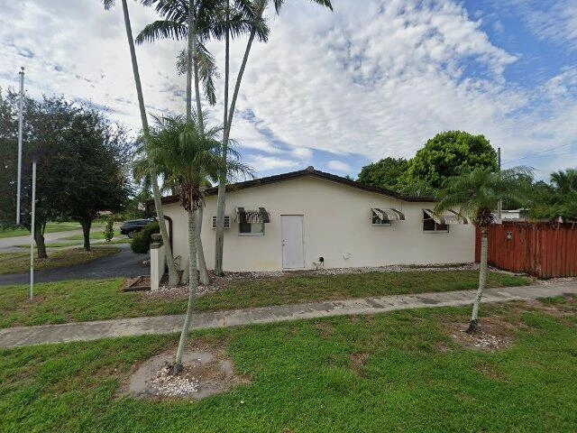 House image located at Hollywood, FL 33021