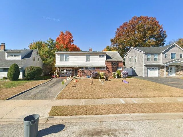 House image located at Levittown, NY 11756