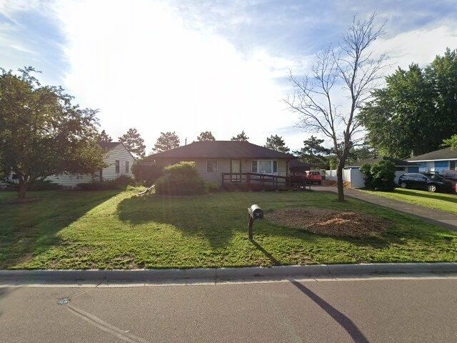 House image located at Saint Paul, MN 55126