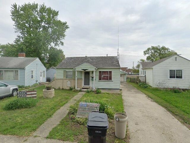 House image located at Mattoon, IL 61938