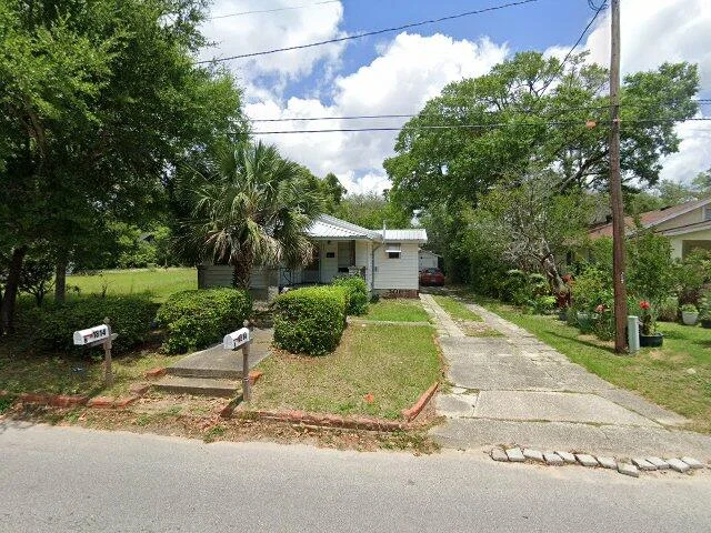 House image located at Pensacola, FL 32502