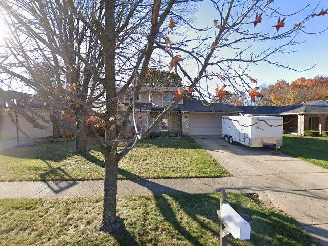 House image located at Canton, MI 48187