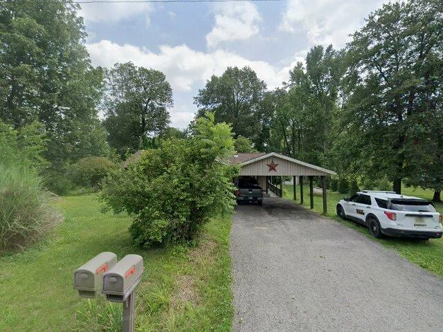 House image located at Austin, IN 47102