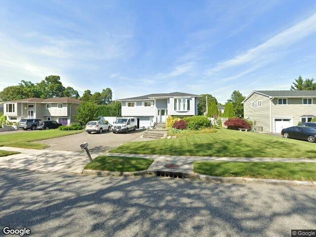 House image located at Hauppauge, NY 11788