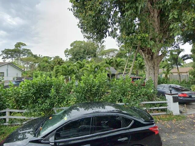 House image located at West Palm Beach, FL 33406