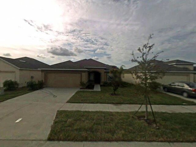 House image located at Ruskin, FL 33570