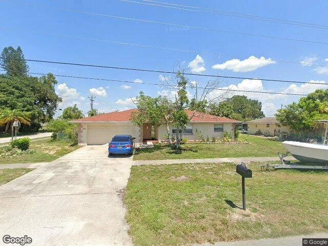 House image located at North Fort Myers, FL 33903