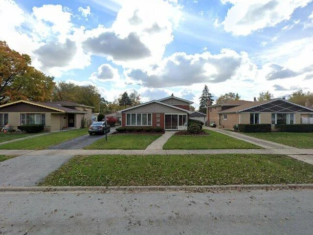 House image located at Oak Lawn, IL 60453
