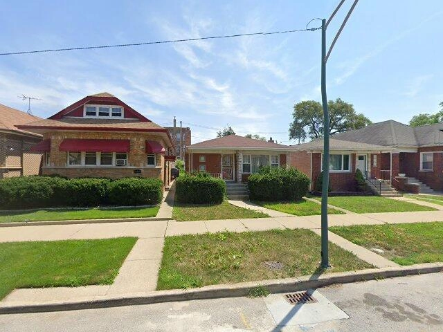 House image located at Chicago, IL 60628