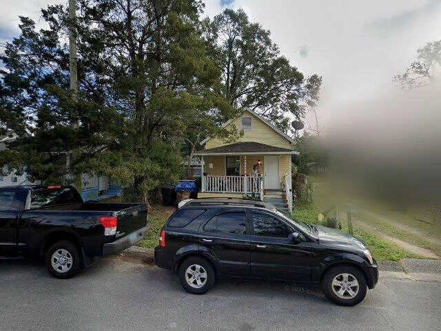House image located at Pensacola, FL 32503