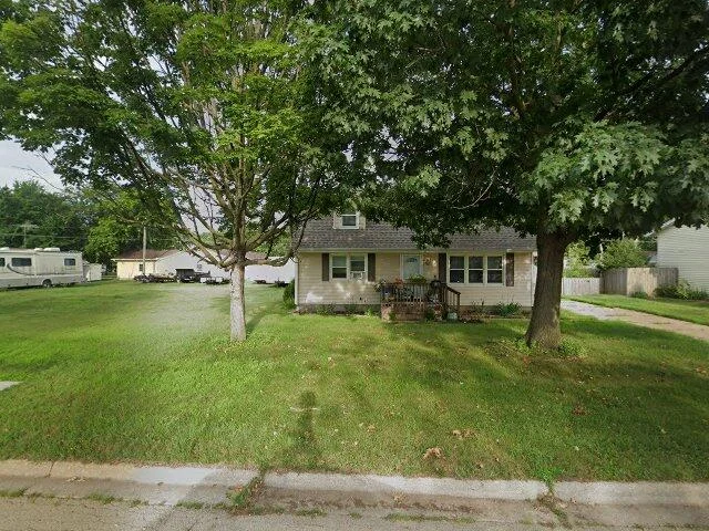 House image located at Camanche, IA 52730