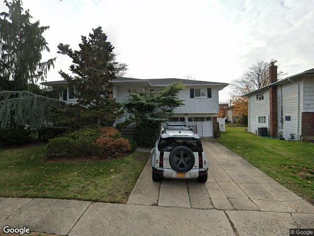 House image located at Valley Stream, NY 11581