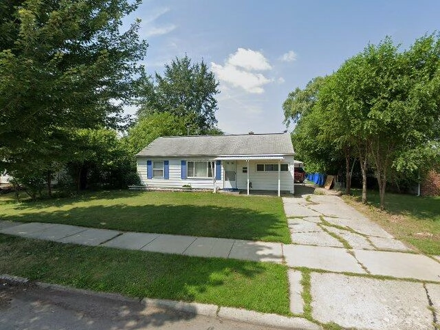 House image located at Roseville, MI 48066