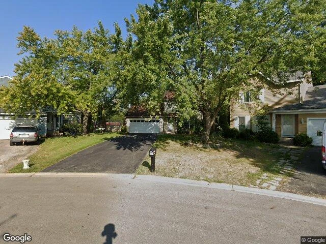 House image located at Round Lake, IL 60073