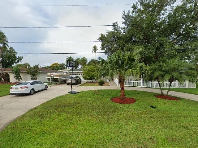 House image located at Saint Petersburg, FL 33703