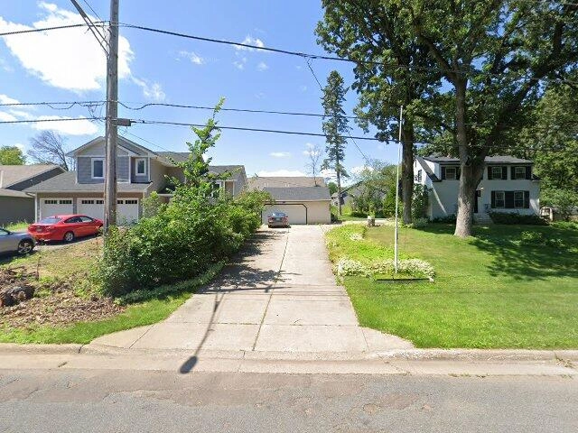 House image located at Saint Paul, MN 55109