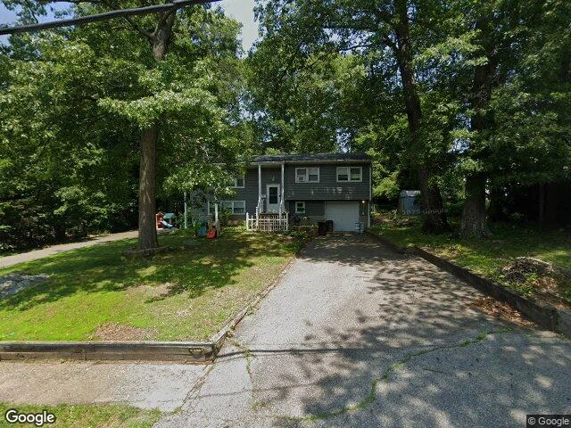House image located at Bloomingdale, NJ 07403