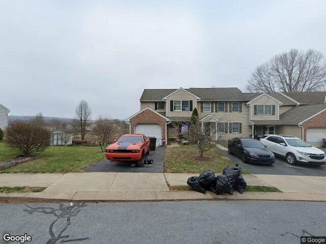 House image located at Reinholds, PA 17569