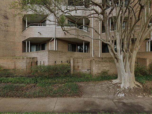 House image located at Houston, TX 77005
