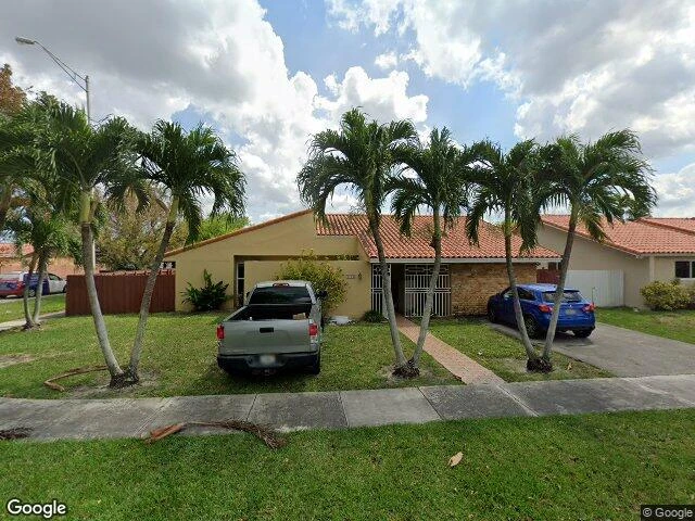 House image located at Miami, FL 33174