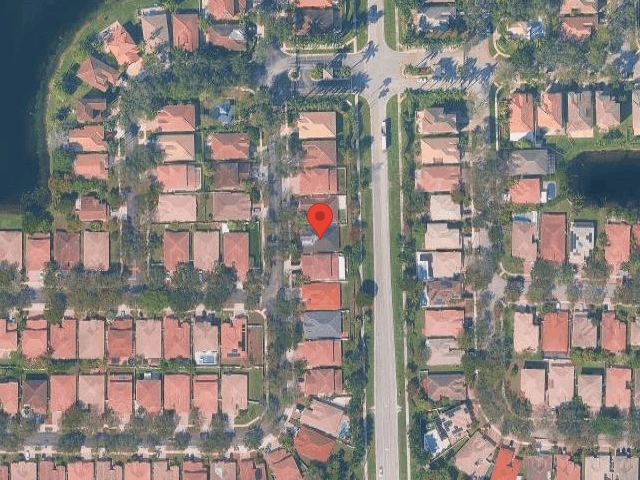 House image located at Hollywood, FL 33027