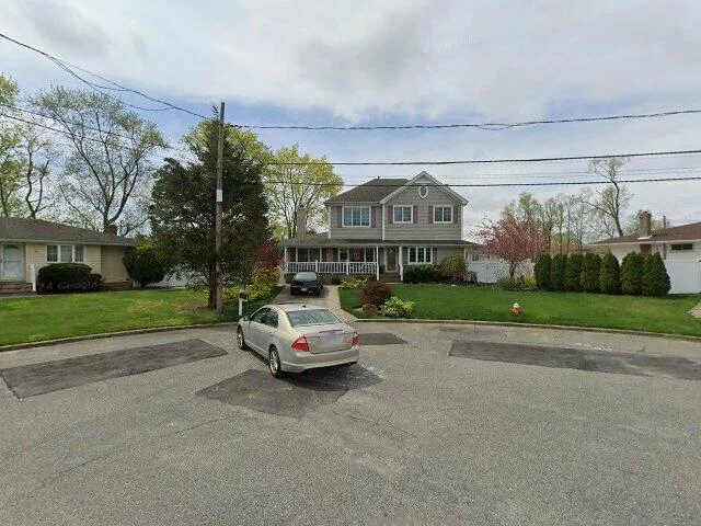House image located at Commack, NY 11725