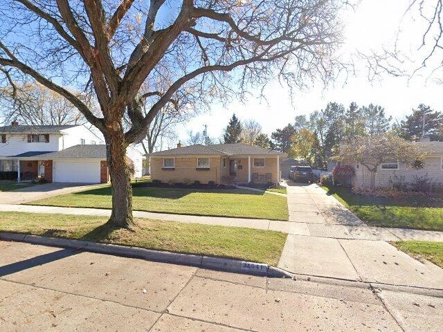 House image located at Livonia, MI 48154