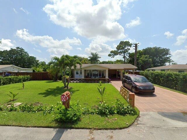 House image located at West Palm Beach, FL 33415