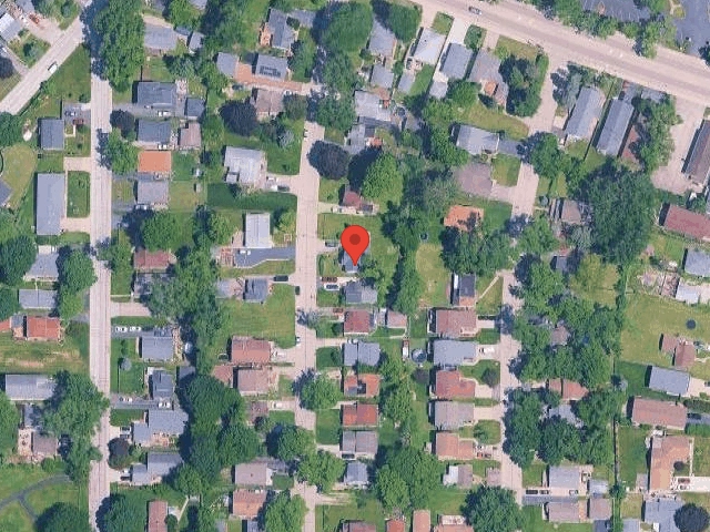 House image located at Round Lake, IL 60073