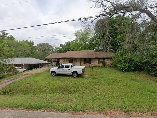 House image located at Kinston, NC 28501