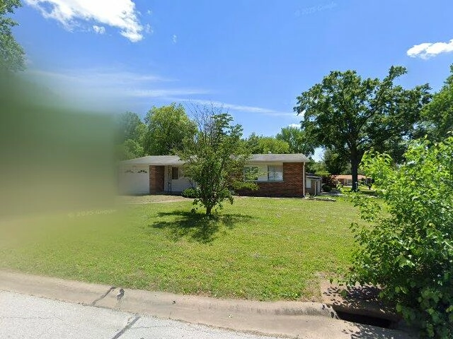 House image located at Saint Louis, MO 63138