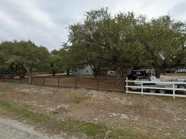 House image located at Rockport, TX 78382