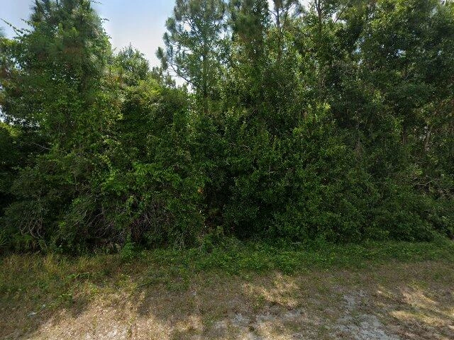 House image located at Sebring, FL 33872