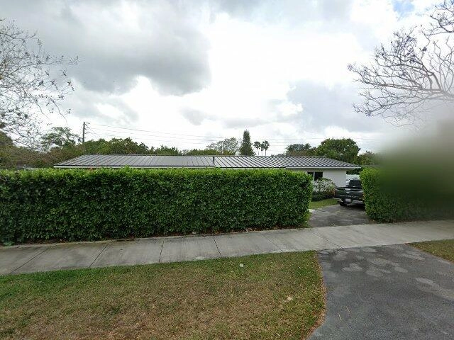 House image located at Miami, FL 33156