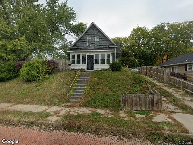 House image located at Rock Island, IL 61201