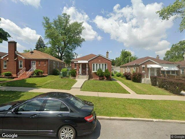 House image located at Chicago, IL 60628