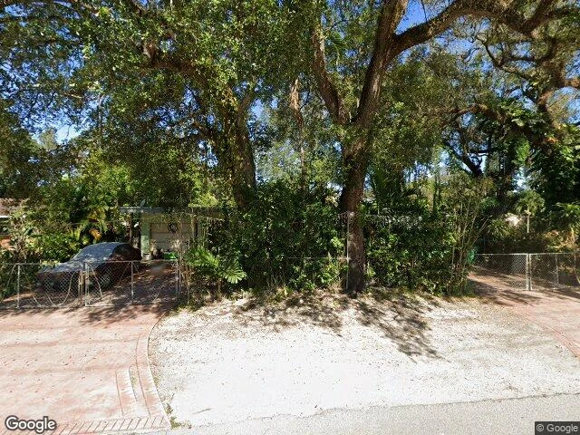 House image located at Miami, FL 33162