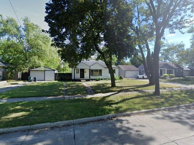 House image located at Oak Park, MI 48237