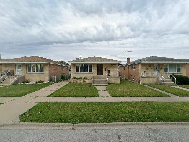 House image located at Calumet City, IL 60409