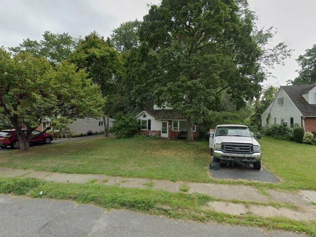 House image located at Brookhaven, PA 19015
