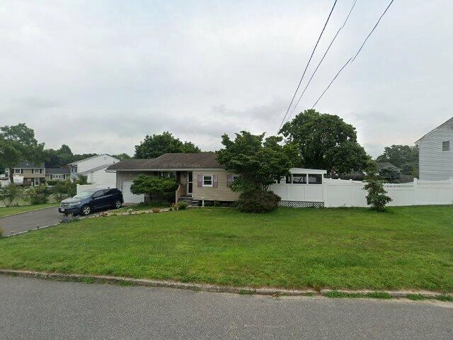 House image located at White Plains, NY 10607