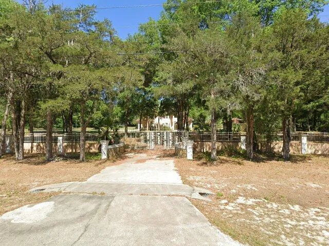 House image located at Ocklawaha, FL 32179