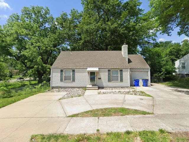 House image located at Kansas City, MO 64133