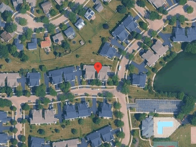 House image located at Aurora, IL 60503