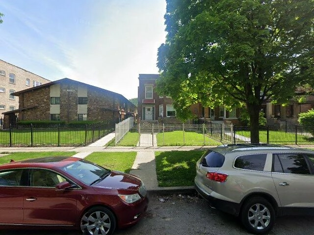 House image located at Chicago, IL 60644