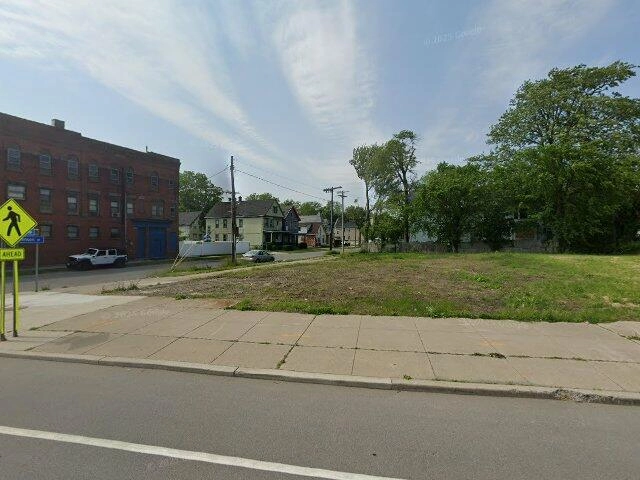 House image located at Bay City, MI 48708