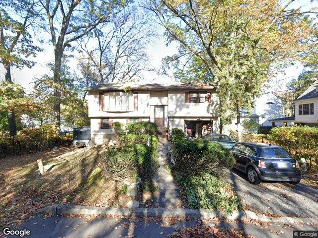 House image located at Ridgefield, NJ 07657